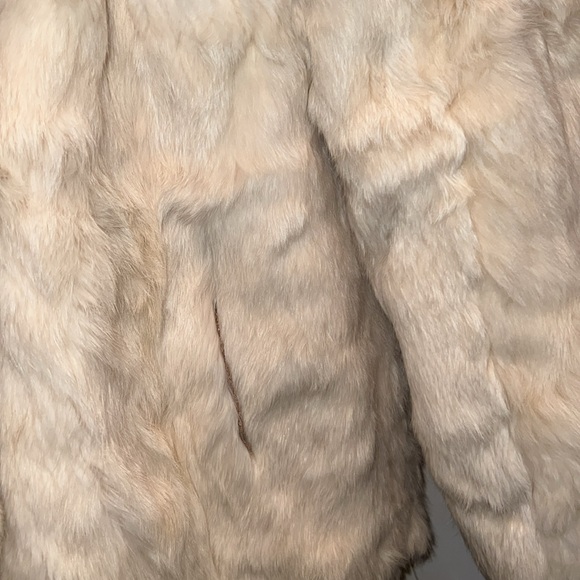 Vintage rabbit fur coat for repair or repurpose - Picture 2 of 8
